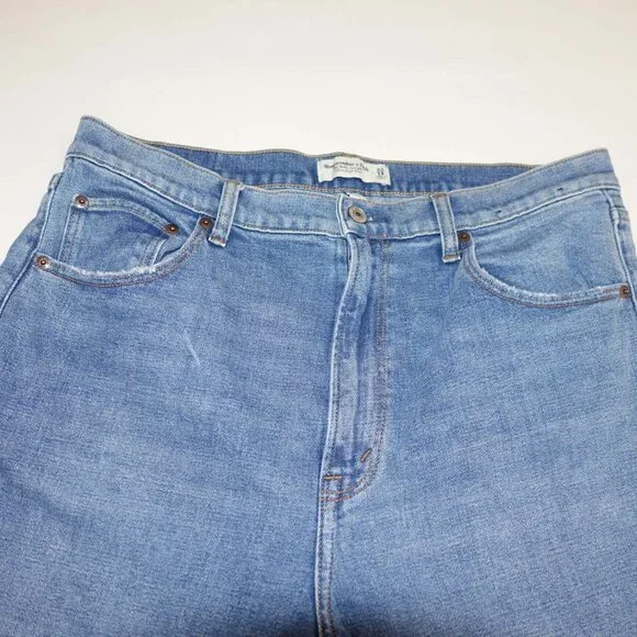Abercrombie & Fitch Women's Ankle Straight Ultra High Rise Jeans Size 14 / 32 - Picture 2 of 6
